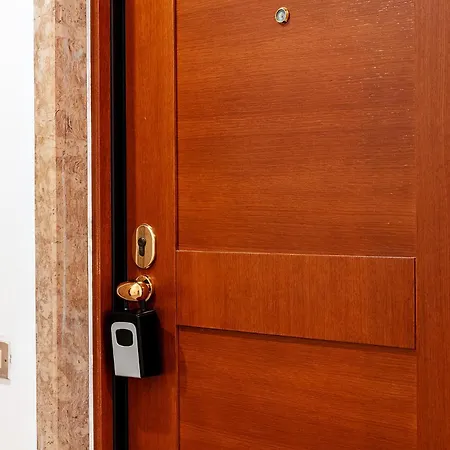 Dehomes - Porta Nuova Luxury, Terrace View Duomo Apartmán