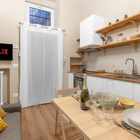 Cre12 - Loreto - Duomo - Design - Boho -chic Apartment