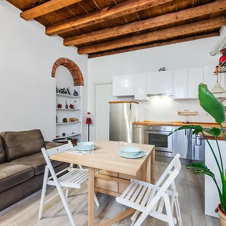 200mt Metro - Design For Creative Living *