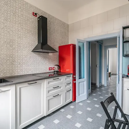 Plinio Apartament Mediolan