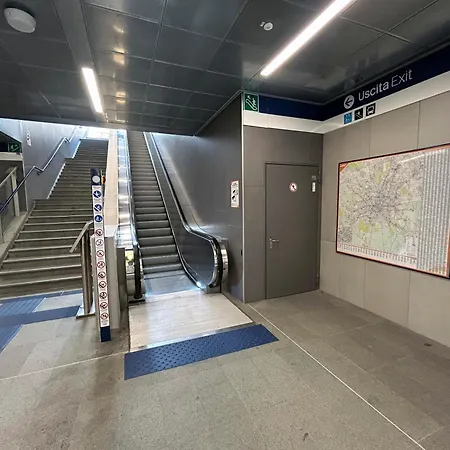 Tortona Design District Metro M4 Navigli Milano