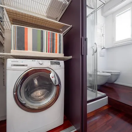 Apartment Vigliani Mailand