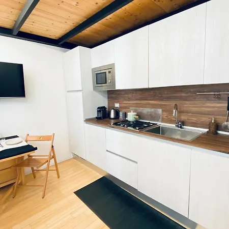 Isola Bosco Verticale *