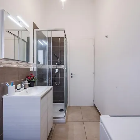 M4 - Design District - Duomo-ac-wifi Milan