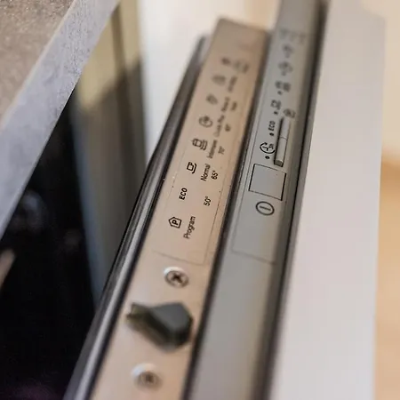 M4 - Design District - Duomo-ac-wifi Apartment *