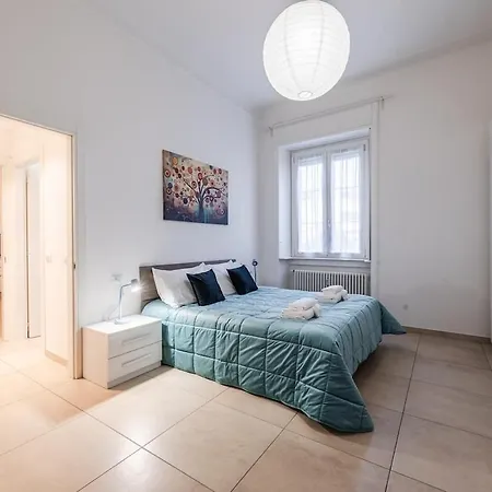 M4 - Design District - Duomo-ac-wifi * מילאנו