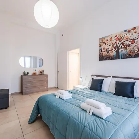 M4 - Design District - Duomo-ac-wifi Apartment *