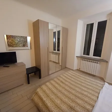 3 Station Free Parking Milaan