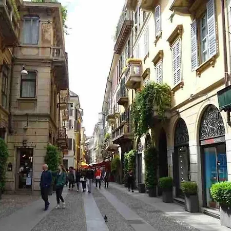 Brera Center Milano-the Art Of Living-metro Apartman
