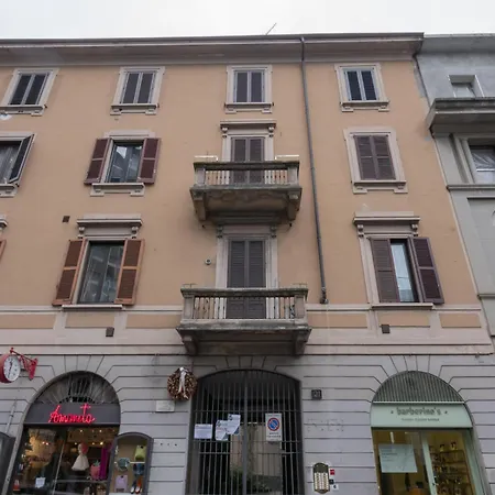 Modern & Functional Steps From Bosco Verticale & Gae Aulenti * Milánó