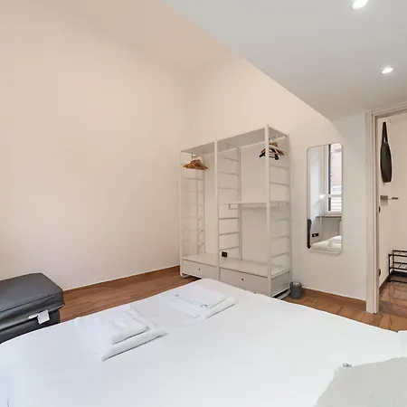 20 Minutes By Metro From The Centre Of Apartment *