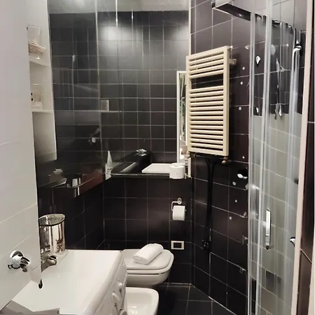 アパート Vfh Eustachi Stylish ミラノ