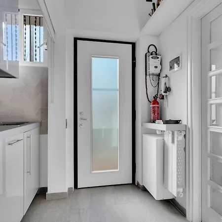 Deangeli-wagner Mi-mario32 Apartment Milan