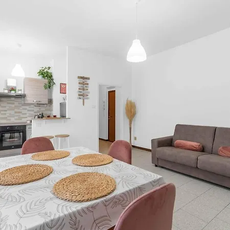 San Siro Stadium 4 Guest Apartamento