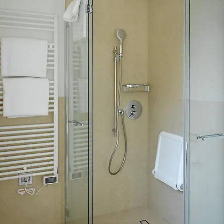 Tiziano - Gruppo Mini Hotel 4*