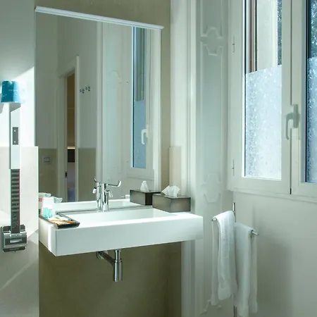 Tiziano - Gruppo Mini 4* Milán