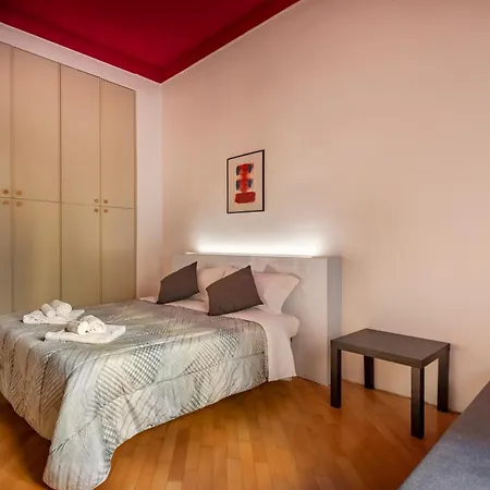 Duomo Shopping Apartment Milan