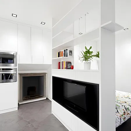 Lux Near Duomo / Mm Tricolore شقة *