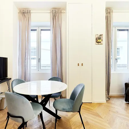 Duomo Imperial Suits - Modern And Comfortable * Mailand