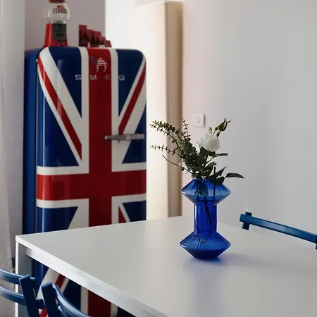 Just Urban - Elegant 2br 25 Min From Duomo - M4 Dateo *