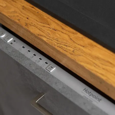 Modern And Comfortable In Cenisio Area Apartament Mediolan