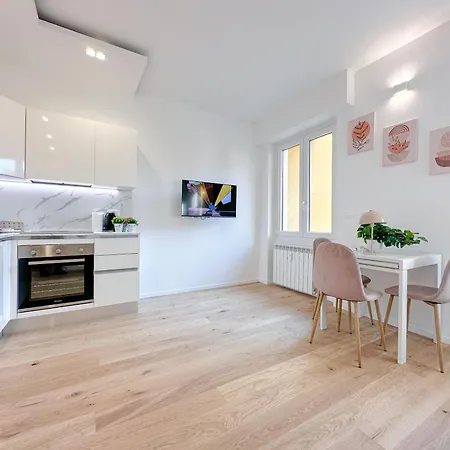Apartament Gioia 67 - 5 Min Dalla Stazione