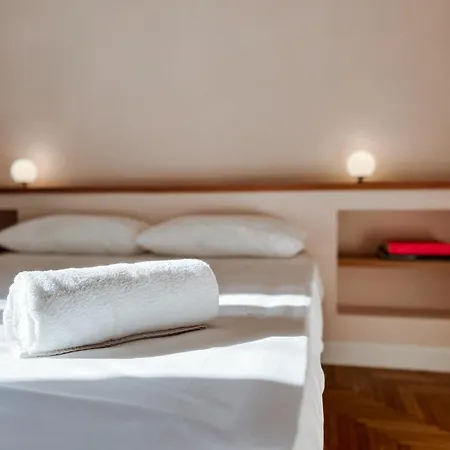 Isola Trendy Retreat - Large Flat, * Milano