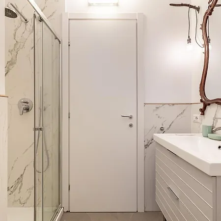 Casa Menabrea By Houset * Milano