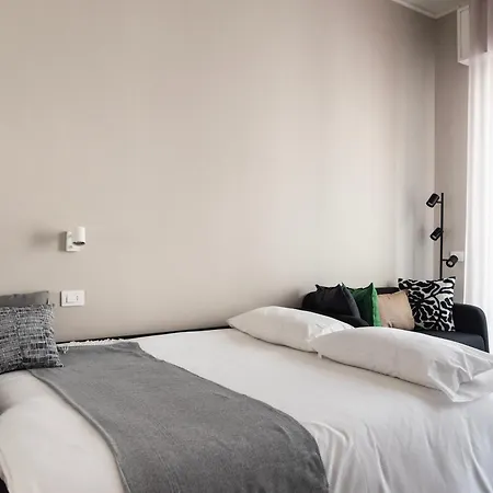 Youhosty - 3 Bedroom Citta Studi Appartement