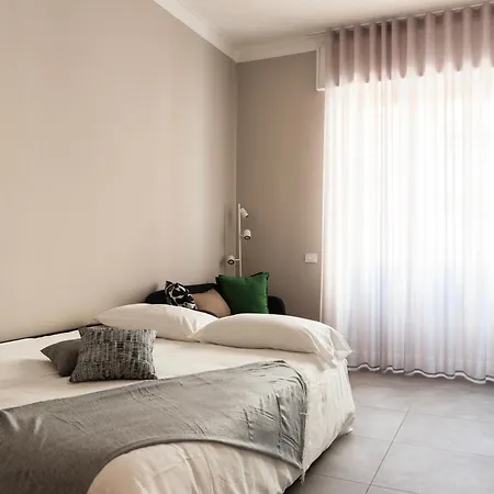 Апартаменты Youhosty - 3 Bedroom Citta Studi