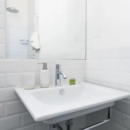 Easylife - - Commenda 31 - Porta Romana