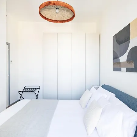 Easylife - - Commenda 31 - Porta Romana Апартаменты *