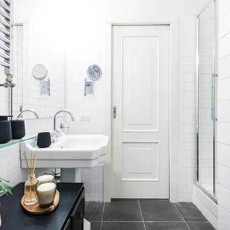 Apartment Lovely On The Navigli River By Easylife *