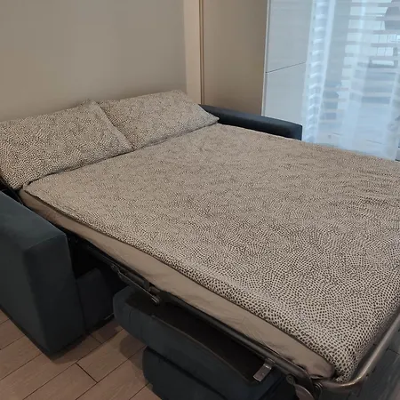 Matthias - - Modern And Cozy Flat, Close To The Metro - 15 Min From Station, Close To San Raffaele شقة *