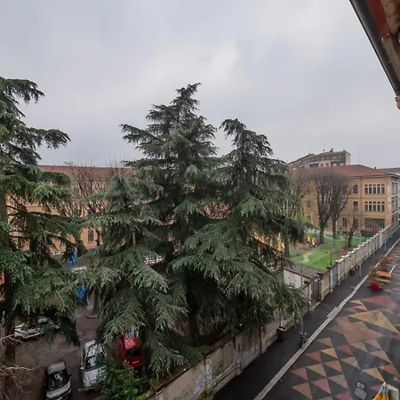 Design - Bernardino De Conti 6 * Milano