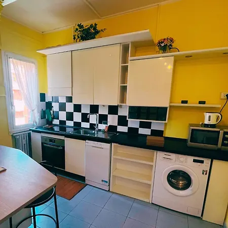 Apartmán Breeze Orsini - Luminoso Bilocale A 15 Minuti Dal Duomo Di *