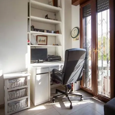 La Grande Terrazza Milan-navigli-tortona Апартаменты *