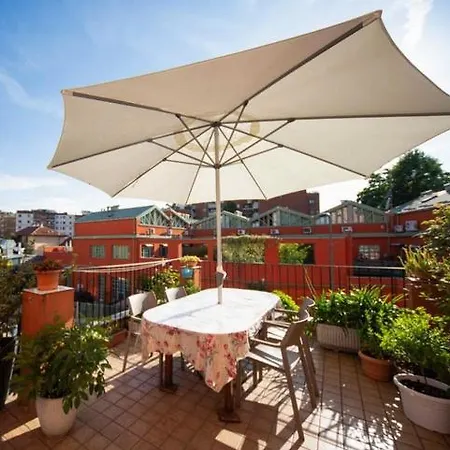 La Grande Terrazza Milan-navigli-tortona * Милан