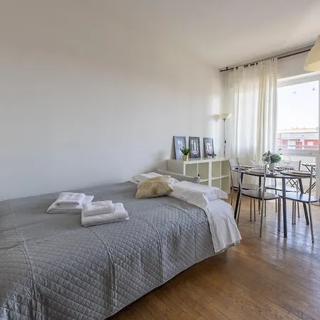 Апартаменты Meravigliosa Vista Su Citylife-famagosta M2,wifi Милан