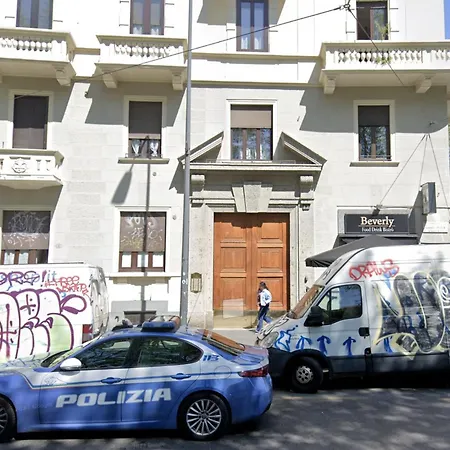 Apartamento Elegante Bilocale- 1 Minuto Dalla Metro M2 Piola