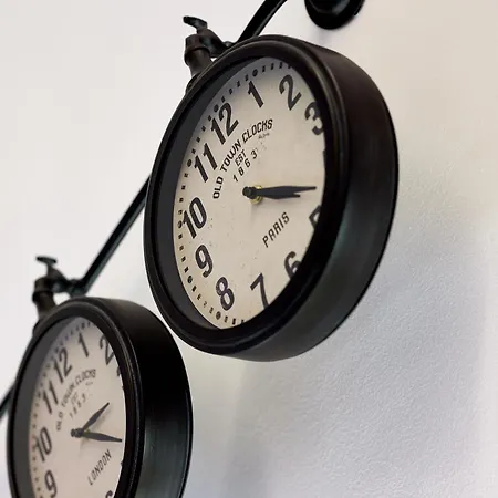 Duomo Imperial Suits - Modern And Comfortable Mailand