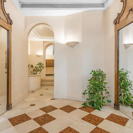 Luxurious Duomo A/c-wi-fi Free * Милан