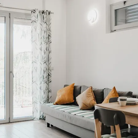 アパート Casa Aurora San Siro Free Garage&wi-fi ミラノ