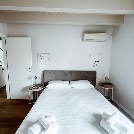 Garden Penthouse - Large & Trendy Flat, Apartment Milan