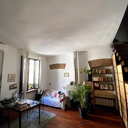 Adalbert House On 2 Levels Apartment Milan