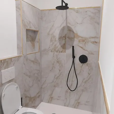 Appartement Centrale-a Pochi Passi Dalla Stazione