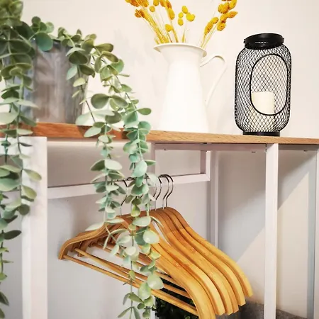 A Due Passi Dalla Metro アパート ミラノ