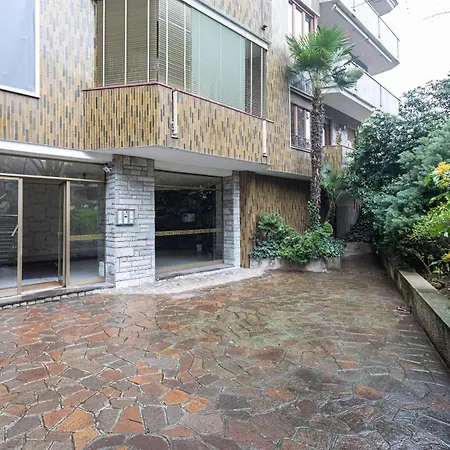 Assunta Exclusive With Balcony - Collection