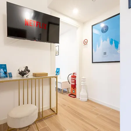 Assunta Exclusive With Balcony - Collection * Milan