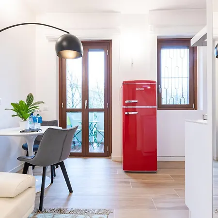 Assunta Exclusive With Balcony - Collection